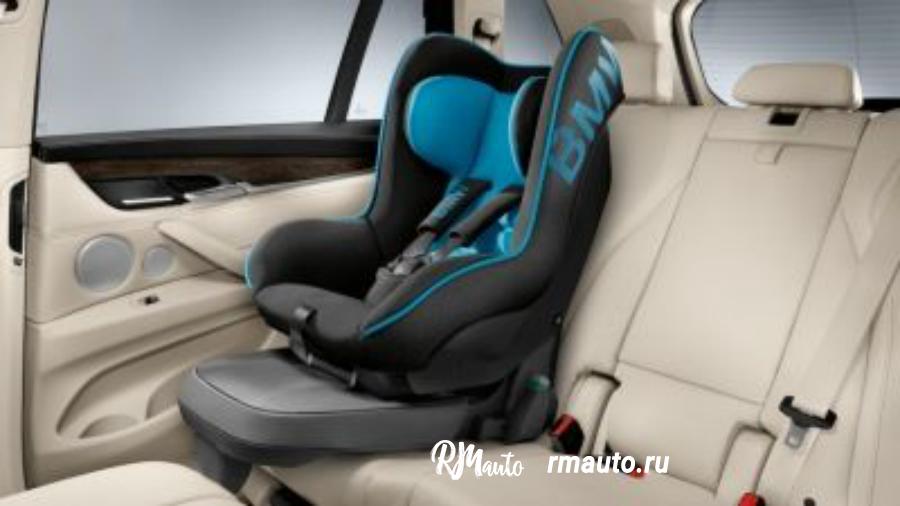 82222348236 BMW Детское автокресло BMW Junior Seat 1 Black - Blue